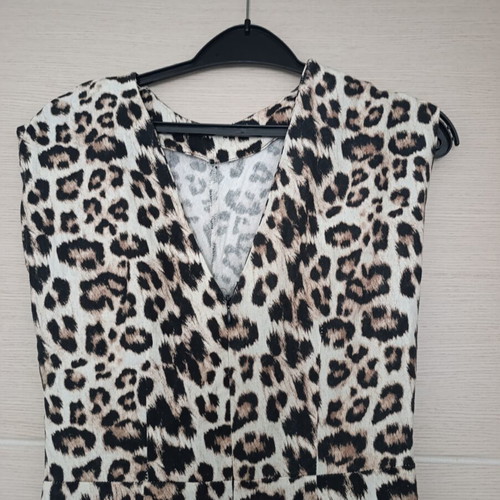 Zara leopard print midi dress size M like new