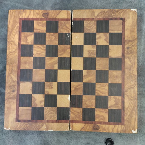 Backgammon wooden decorative board like new with small pieces and dice