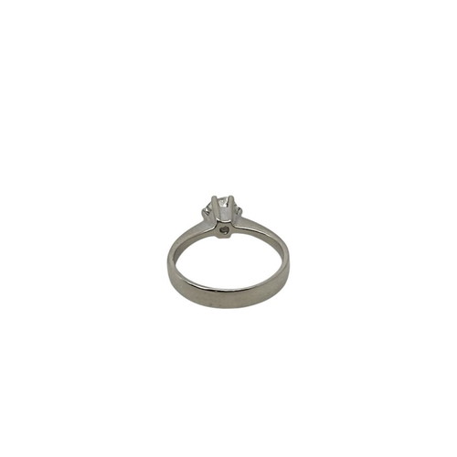 Solitaire ring 1.13ct white gold 18k like new