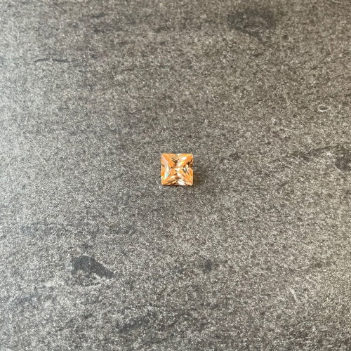 Sapphire used 2.05 carats, square shape, golden yellow