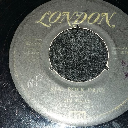 Foreign 7-inch records used, rare collection of 4 pieces