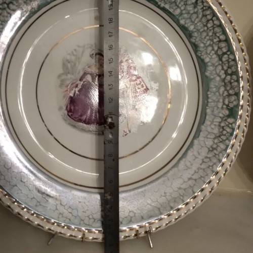 Vintage decorative porcelain plates, pack of 3