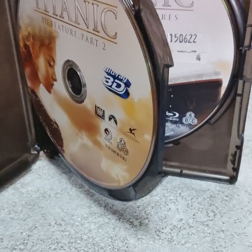 Titanic Blu-Ray like new without Greek subtitles including 3D edition