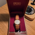 Seiko Vintage Γυναικείο Ρολόι Quartz 4N01-0010 Σαν Καινούργιο Χρυσαφί