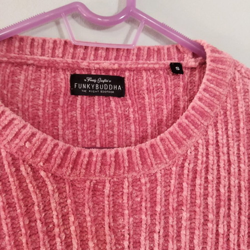 Funky Buddha sweater in pink color like new