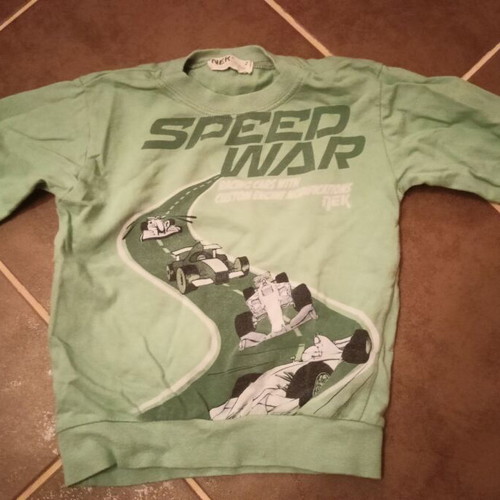 Nek Kids Wear sweatshirt for 2-year-old boy like new, green