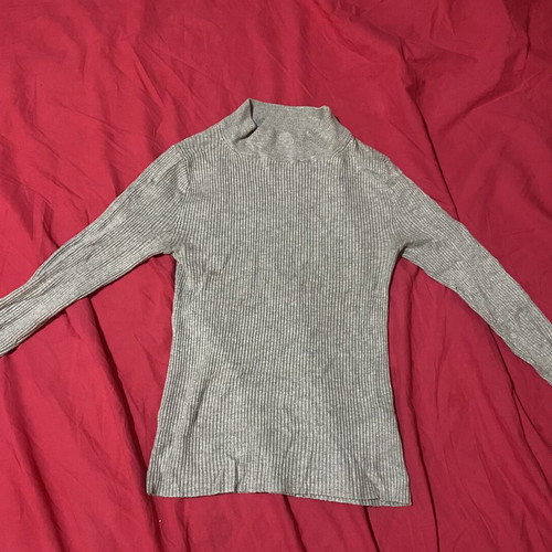Blouse like new, gray, size M