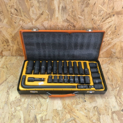 Air socket set short and long in metal case new