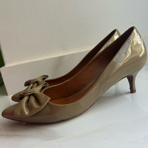 Schutz patent leather pumps used, size 39, beige