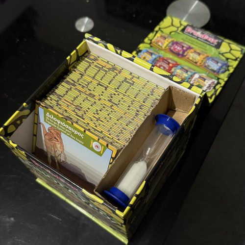 Brainbox Dinosaurs board game like new