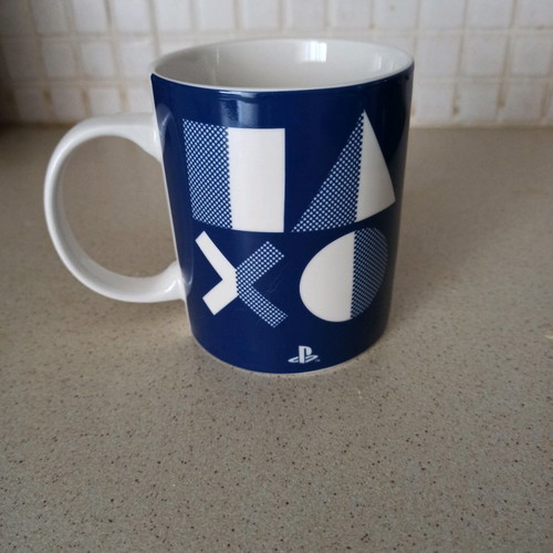 Play Station mug used