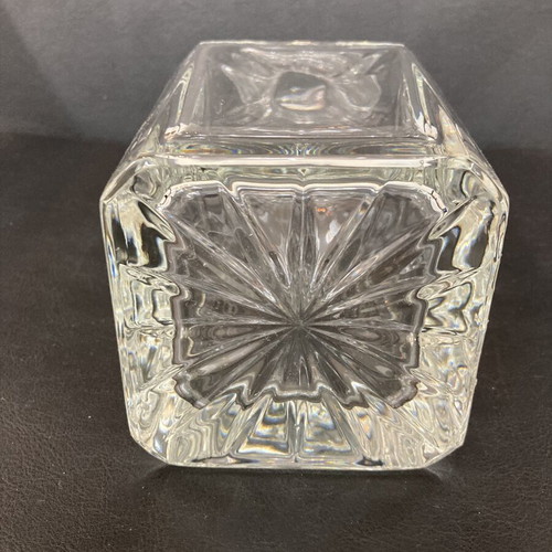 Crystal decanter
