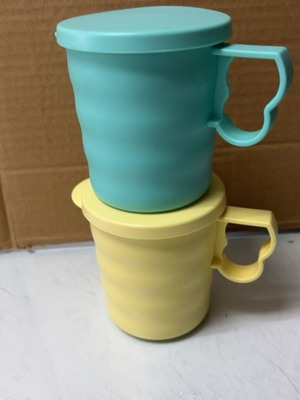 Κούπες Εξπρεσιον Tupperware 2 τεμάχια καινούργιες, 350 μλ με καπάκι
