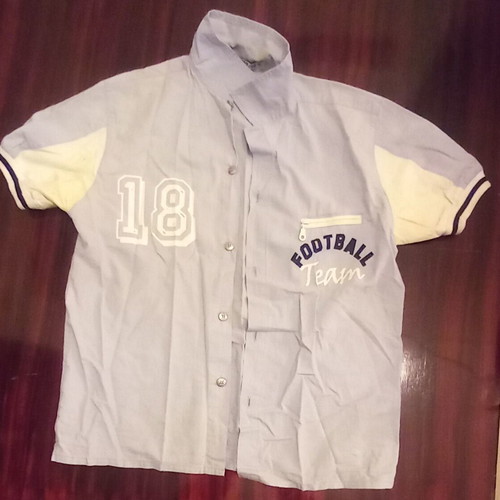Children's shirt like new, size M