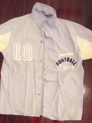 Children's shirt like new, size M