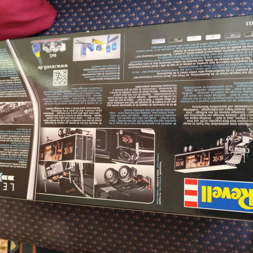 AC/DC Tour Track Revell model kit like new