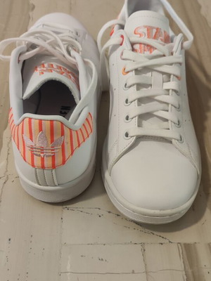 Adidas Stan Smith sneakers like new, size 40, white