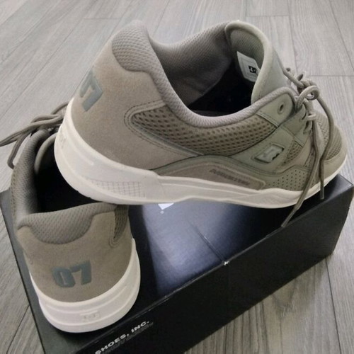 DC Construct Army shoes new, size 44