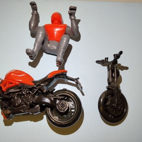 Kinder Ferrero Surprise Ducati Motorbike Maxi Sorpresa used