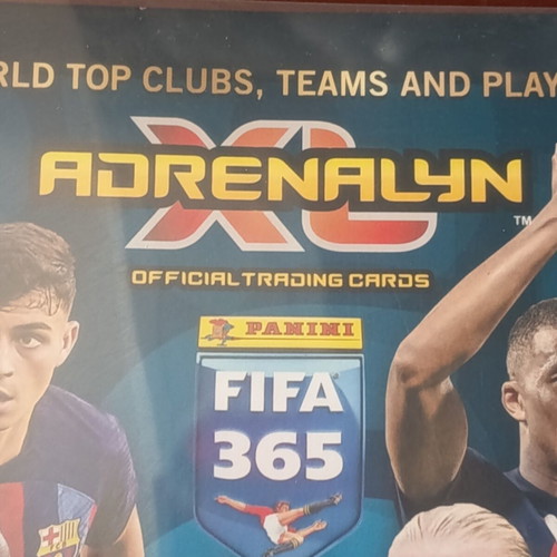Adrenalyn XL Panini album with about 120 football cards 2023, new
