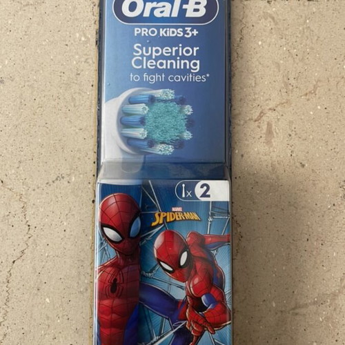 Oral-B Pro Kids 3+ Superior Cleaning Spiderman replacement brush heads