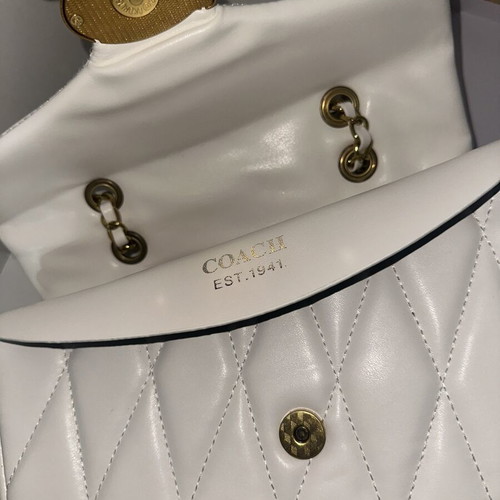 Coach Tabby 26 shoulder bag new with gold chain, white