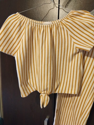 Zara kids set 10 years, striped mustard and ecru blouse and pants