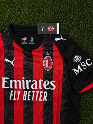AC Milan 24/25 Jersey Medium, new authentic