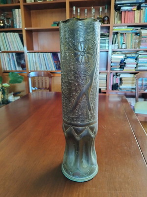 Οβίδα μπρούτζινη παλιά του 1954 σε άριστη κατάσταση