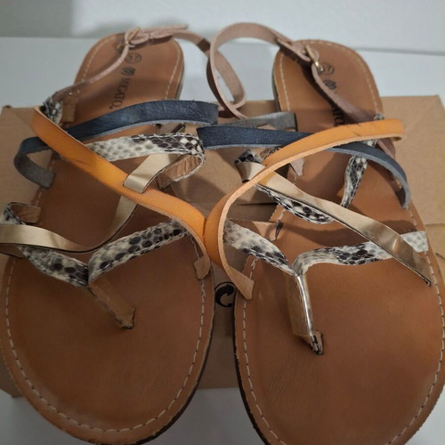 Migato women's summer flat sandals like new, size 37, multicolor straps