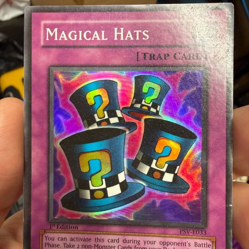 YU-GI-OH Magical Hats gold card