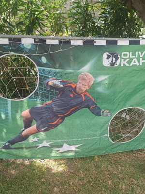 Oliver Kahn football goal with basketball hoop, assembled