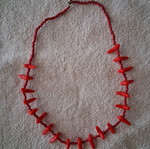 Necklace red, like new, barely worn
