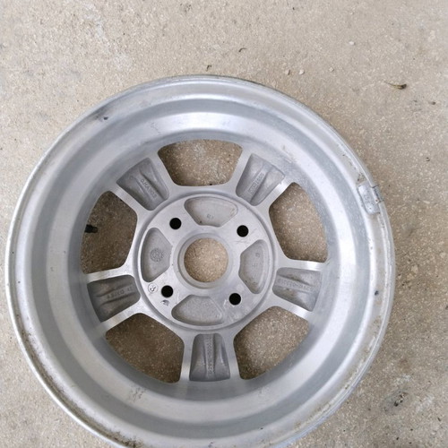 Hyundai Atos 13-inch rim used in very good condition