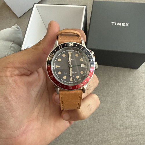 Timex Waterbury Traditional GMT watch new, black dial, brown leather strap