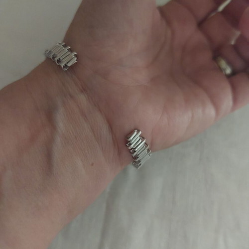 Bracelet made of stainless steel like new, silver color