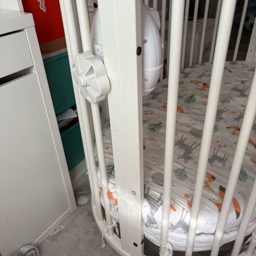 Stokke Sleepi like new, cradle and cot with 2 mattresses and extender