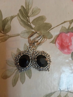 Goth earrings like new, black and silver