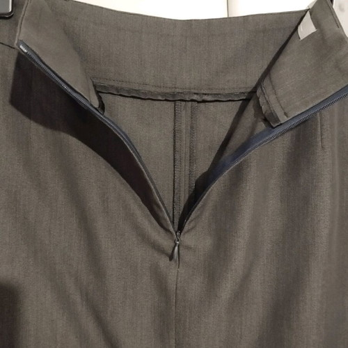 Positive skirt xl gray like new