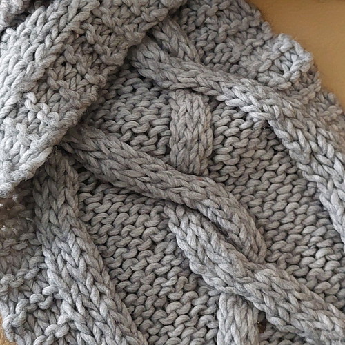 2 Unisex Grey Wool Knit Scarves, Used, Large Size