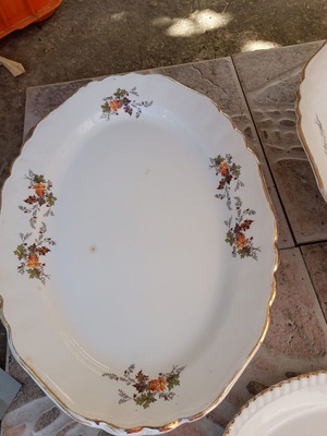 Serving set 2 oval platters and 1 salad bowl Kerameikos like new