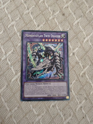 Mementotlan Twin Dragon Yu-Gi-Oh! card like new