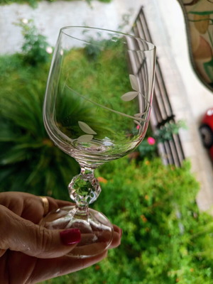 Vintage Bohemia Glass Wine Glasses set of 6, like new, heavy crystal