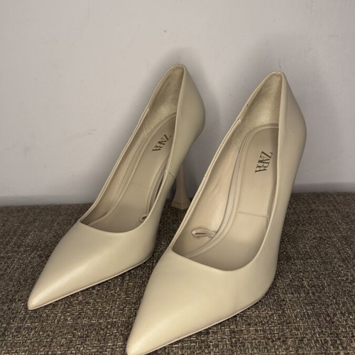 Zara pumps new, size 37, beige leather