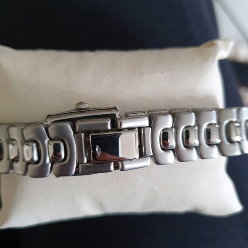 Citizen women's watch new, elegant