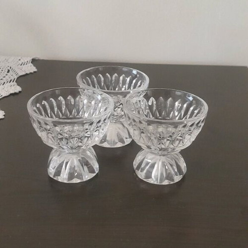 Glass liqueur glasses like new, vintage 1950s