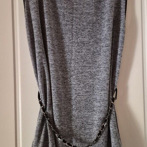 Mini Oversized Dress with Belt like new, black and gray