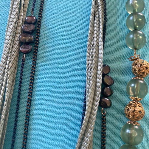 Necklaces like new, set of 3 pieces