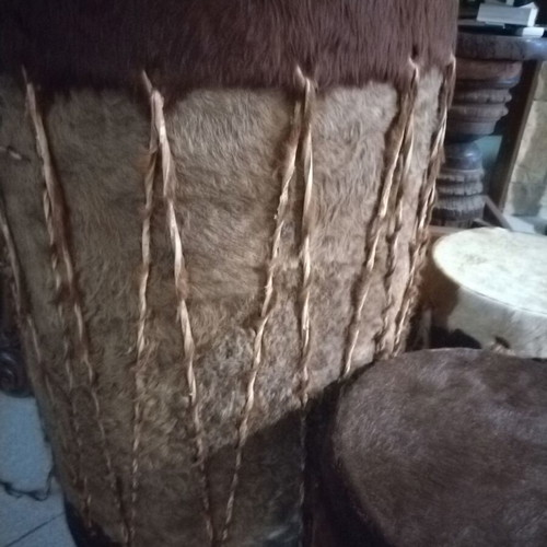 African collectible drums like new, one large and two small