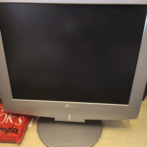 LG TV used with decoder and functional remote control